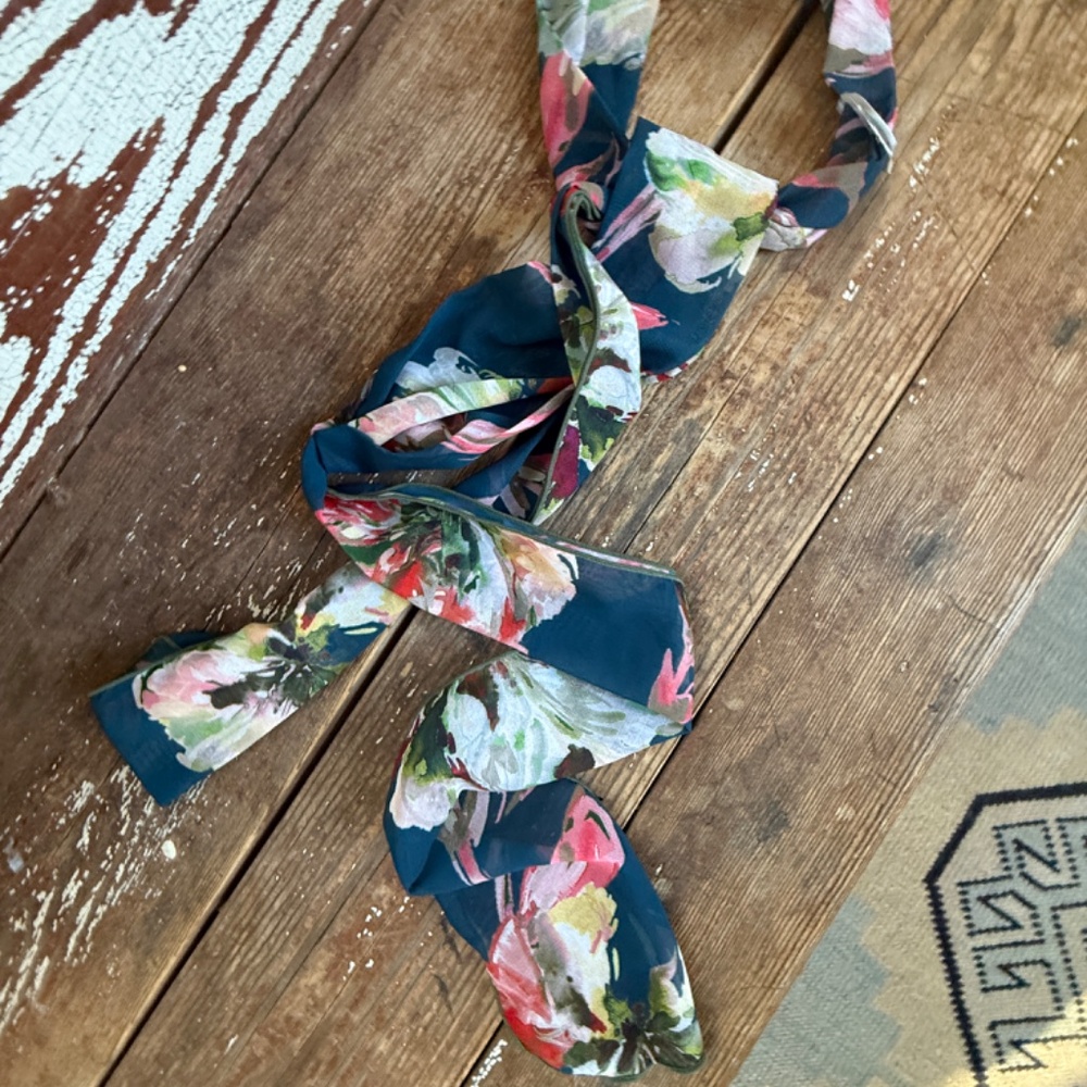 Anthropologie Bridgette Scarf Headband-navy floral - Picture 4 of 8